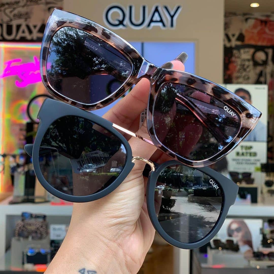 quayaustraliaさんのインスタグラム写真 - (quayaustraliaInstagram)「BLACK FRIDAY BOGO EARLY ACCESS STARTS NOW ✨🖤 Get the good stuff before anyone else 😉 Save on your fave sunnies + blue light for a limited time on our US, EU + UK sites and in Quay stores 😎 Link in bio to #FINDYOURQUAYS」11月14日 6時03分 - quayaustralia