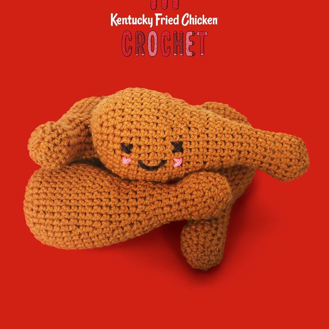 Phil Fergusonのインスタグラム：「When I first started learning crochet, I taught myself how to make small figures!   So naturally I thought it was only fair to start off my #KFCcrochet with some Lil’ Drummies! Make as many as you can so they can have their own little friends!   Hope you guys enjoy!   #sponsorship @kfc」