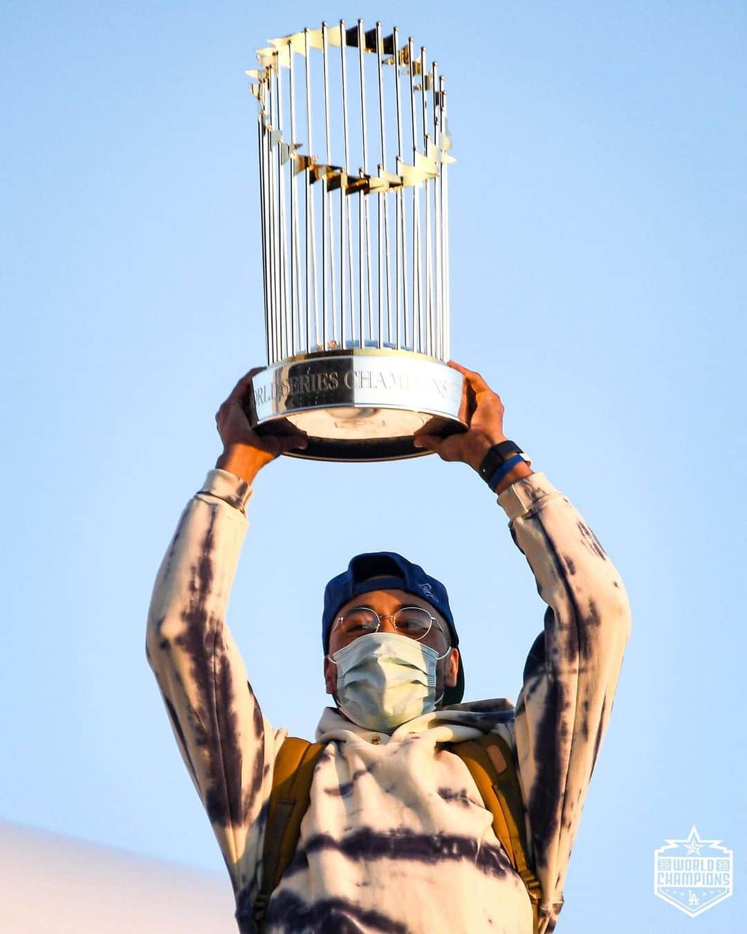 Los Angeles Dodgersさんのインスタグラム写真 - (Los Angeles DodgersInstagram)「Just a reminder that the Los Angeles Dodgers are World Champions.」11月14日 6時21分 - dodgers