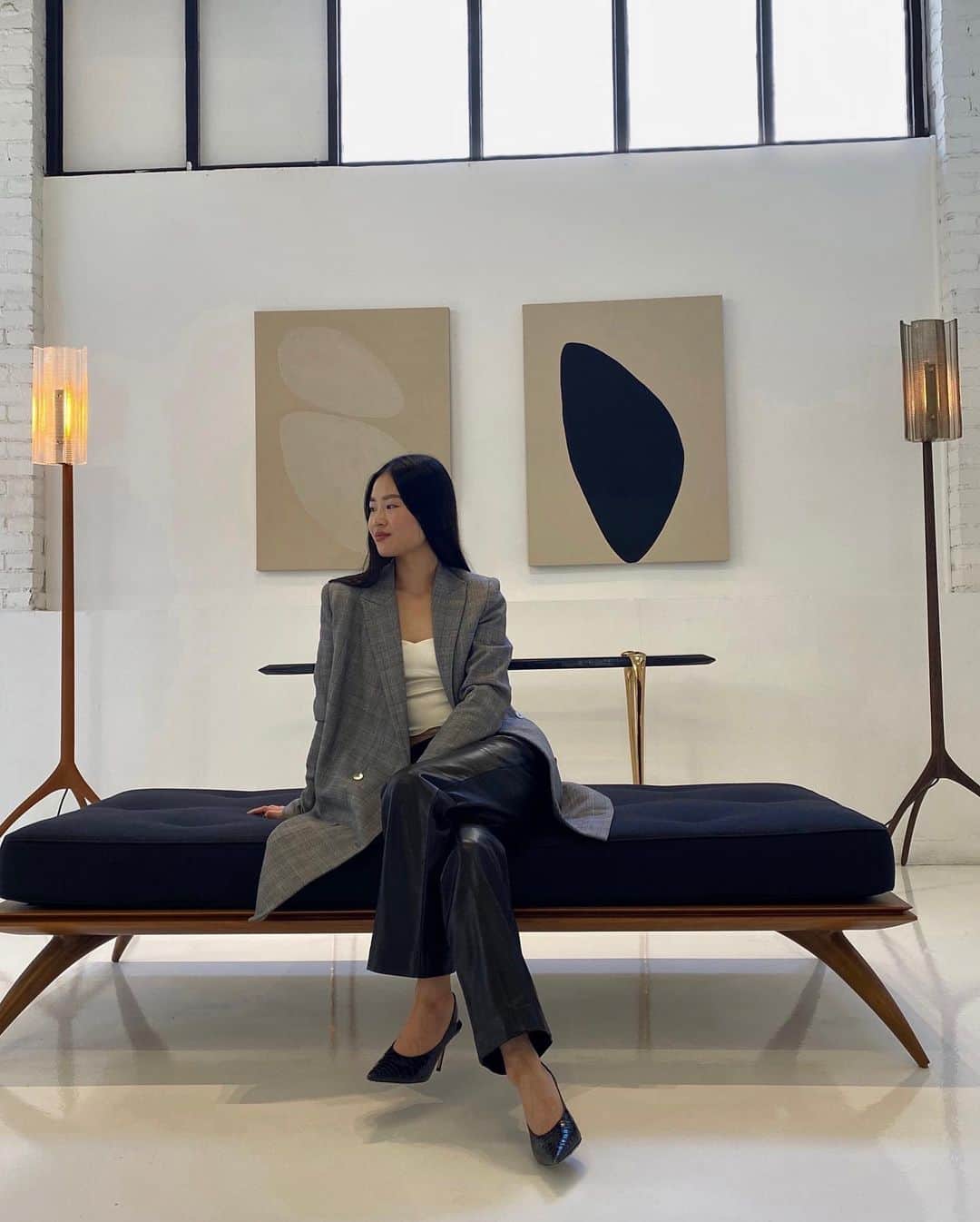 NATALIE LIAOさんのインスタグラム写真 - (NATALIE LIAOInstagram)「Visiting my rearranged little corner at @ralphpucciint. I think a part of me still finds it surreal to be able to reach and touch people with my paintings. Im excited to see how I will evolve over the next few years. No matter what you do, I hope you will find joy in it. I’m so grateful ❤️」11月14日 6時39分 - fongminliao