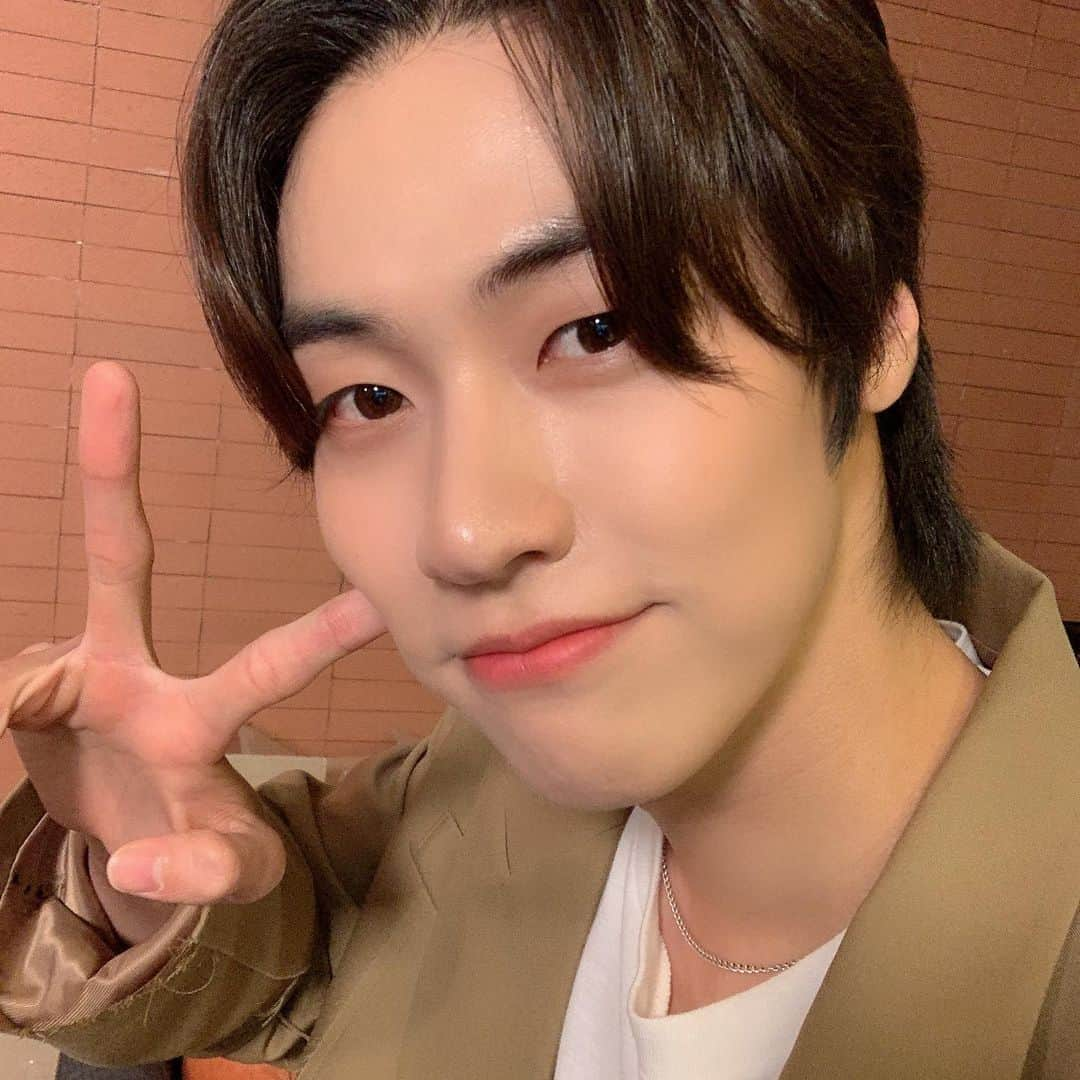 イ・スンヒョプ（N.Flying）さんのインスタグラム写真 - (イ・スンヒョプ（N.Flying）Instagram)「열심히 해야쥐 !」11月13日 21時55分 - sssn9_zzzn9