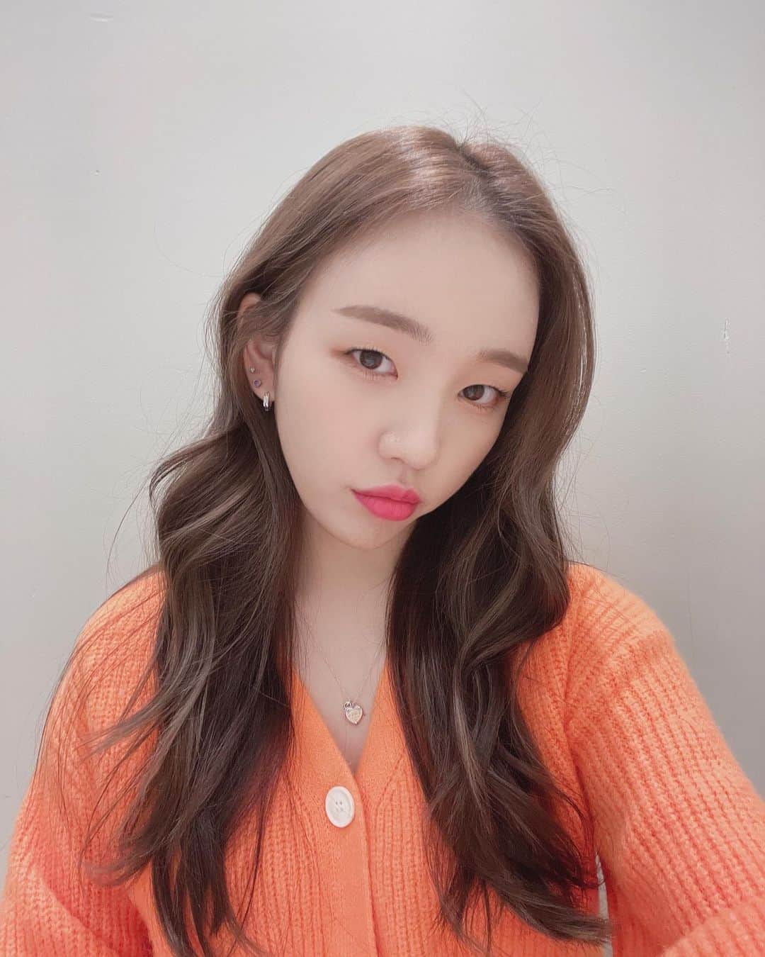 ペク・アヨンのインスタグラム：「귤아연🍊」