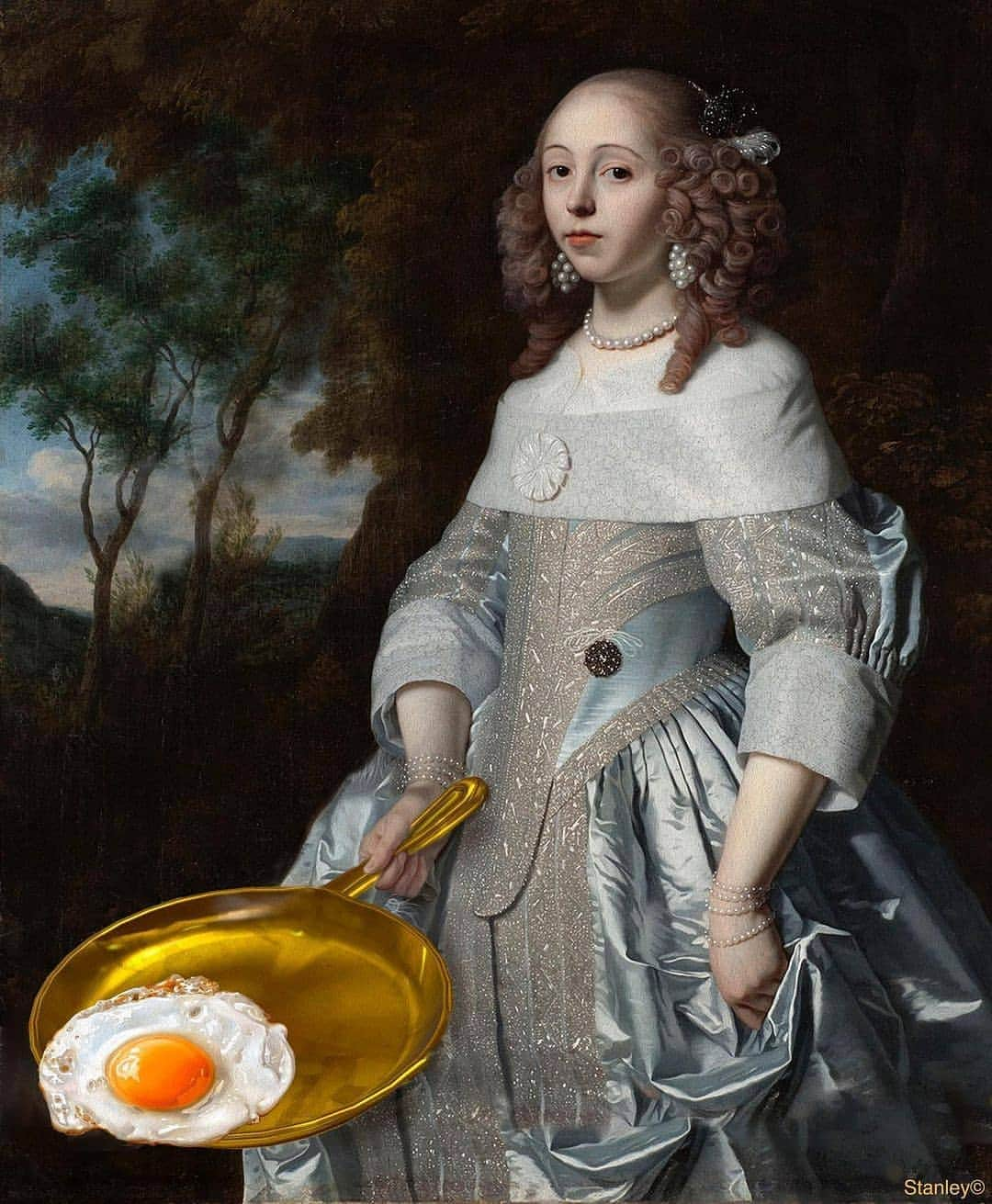 Eggs Conceptさんのインスタグラム写真 - (Eggs ConceptInstagram)「'Lady Pamela Eggspan' 🎨 by 👉 Stanley Gonczanski @stanleyunlimited 👈  #StanleyGonczanski #stanleyunlimited #eggsconcept #portrait #egg #friedegg  #inspiremyinstagram」11月13日 22時10分 - eggsconcept