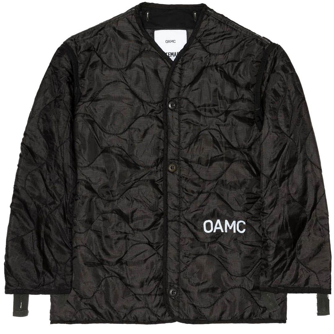 DOVER STREET MARKET GINZAさんのインスタグラム写真 - (DOVER STREET MARKET GINZAInstagram)「OAMC PEACEMAKER x Daido Moriyama DSM Ginza Exclusive liner launches tomorrow Saturday 14th November at Dover Street Market Ginza 2F and on the DSMG E-SHOP @oamc_official @doverstreetmarketginza #doverstreetmarketginza #oamcpeacemaker」11月13日 22時25分 - doverstreetmarketginza