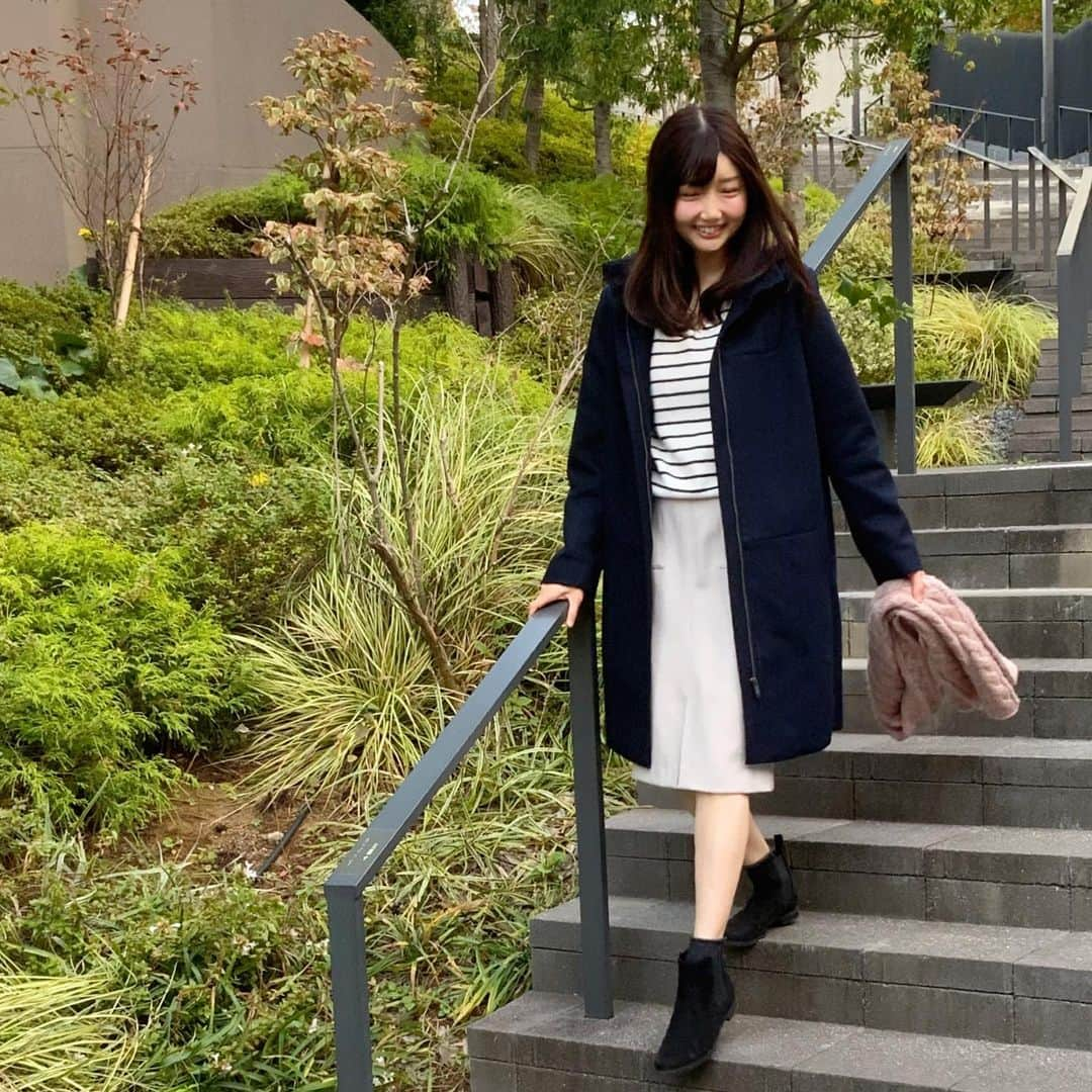 橘珠里さんのインスタグラム写真 - (橘珠里Instagram)「一週間終わりましたね  今週は自分の中では割と頑張りました🧗🏻‍♀️笑  良い気分です  皆様も良い週末をお過ごしください✨  ✰︎𝗖𝗼𝗮𝘁 ➥ @cosstores @cosstores_jp  ✰︎𝙎𝙬𝙚𝙖𝙩𝙚𝙧,𝙎𝙠𝙞𝙧𝙩 ➥ @mews_official_jp ✰︎𝗕𝗼𝗼𝘁𝘀 ➥ @gu_for_all_  ✰︎𝗦𝗰𝗮𝗿𝗳 ➥ @zarahome   *----*----*----*----*----* #きれいめカジュアル #キレイめカジュアル #通勤コーデ #コス #ザラ #ジーユー #ミューズリファインドクローズ #olコーデ #大人カジュアル #大人カジュアルコーデ #大人ファッション #大人かわいい #大人かわいいコーデ #大人可愛いコーデ #ボーダートップス #ボーダーニット #ブーティ #ブーティー #ブーティーコーデ #秋コーデ #冬コーデ #ミディアムヘア #cos #zara #zarahome #mewsrefinedclothes #gu #tokyo #japanesefashion」11月13日 22時38分 - jurinu