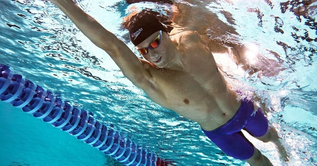 スピードさんのインスタグラム写真 - (スピードInstagram)「When it's the slightest tweak that makes the greatest difference. Race in a new light. Glow UV ⚛️  @misha_romanchuk   #GlowAgain #TeamSpeedo #MadeForFastskin」11月13日 23時00分 - speedo