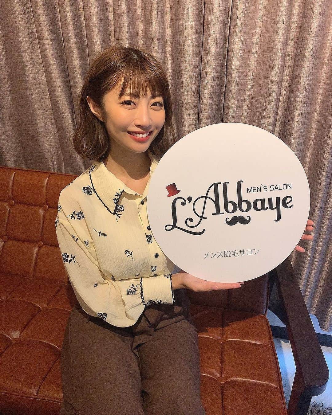 古川真奈美さんのインスタグラム写真 - (古川真奈美Instagram)「.﻿ .﻿ . ﻿ 男性も女性も通える脱毛サロンがオープンしたとのことで @labba_ye にいってきました🕵️‍♀️✨﻿ ﻿ ﻿ 内装可愛くて落ち着く空間☺️✨﻿ 痛みなくて短時間で脱毛できます🙌🏻﻿ ﻿ 今、メンズも脱毛する時代✨﻿ 最近の男性は美意識高い人多くて感心する😳😳﻿ ﻿ 負けてられねぇぇえええーー！！！！🥸🥸🥸﻿ ﻿ ﻿ お手軽な価格でできるみたいなので、気になる人はチェックしてみてね😉﻿ ﻿ ﻿ ﻿ ﻿ ﻿ #脱毛サロン #麻布十番 #美容に全力を尽くすアラサー #脱毛 #labbaye﻿ #instalike #instamood  #ootd #东京 #扎心了 #ow #맞팔 #instapic  #팔로우미 #instaphoto #instagravure #girl #follow #followme #グラビア #japanesegirl #selfies  #インスタグラビア  #gravure ﻿」11月13日 23時35分 - mana_0619