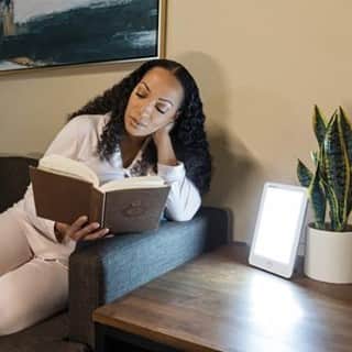 HGTVさんのインスタグラム写真 - (HGTVInstagram)「Time change got you down? 🕰 A light therapy lamp can help with that. 🤗 We tested (and loved!) this budget-friendly option that gives off a mood-boosting glow during especially dreary days. ☀️ ☁️⁠ ⁠ Shop our top pick and more best-selling options at the link in our profile. 🔝🛍⁠ ⁠ #shopping #happylight #winter #mood」11月14日 0時02分 - hgtv