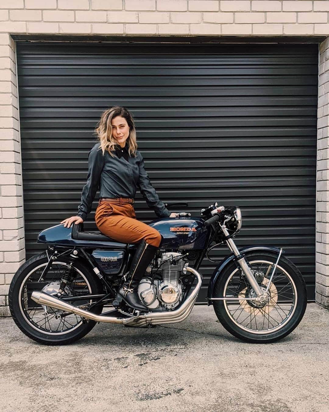 epidemic_motorsさんのインスタグラム写真 - (epidemic_motorsInstagram)「✍🏻 @katieabdilla  This year's @gentlemansride was rather different. It was quaint, relaxing and lovely. I've left today with a wholesome feeling and have been pondering thoughts on ways to embrace and make work whatever the world throws at us for next year's event.  I'm so proud of what @gentlemansride as a whole has accomplished during these unforseen times all in the name of raising funds for Prostate cancer research, mental health and suicide prevention programs.  I also want to thank @smahwen for today and planning a really nice route.   🍺  #cb400four #cb400 #cb400f #gentlemansride #dgr2020 #ridedapper # ridesolo #caferacer #movember #hobart #tasmania #epidemic_motors #epidemicmotors @epidemic_motors」11月14日 0時31分 - epidemic_motors