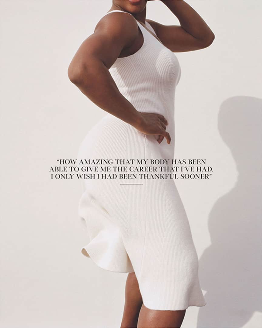 サルヴァトーレ・フェラガモのインスタグラム：「History-maker, record-breaker, businesswoman and mother @SerenaWilliams talks gratitude and body positivity in the November issue of British Vogue, channelling power in a cotton cashmere knit dress from Salvatore Ferragamo. ⠀ photographed by @ZoeGhertner ⠀ styled by @SarrJamois ⠀ hair by @VernonFrancois⠀ make-up by @FaraHomidi」