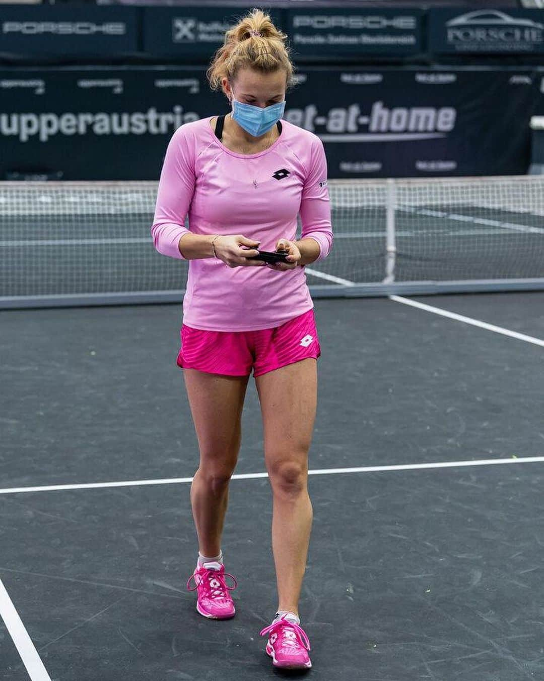 カテリナ・シニアコバさんのインスタグラム写真 - (カテリナ・シニアコバInstagram)「Riding into final @wtalinz @porsche」11月14日 0時51分 - siniakovakaterina