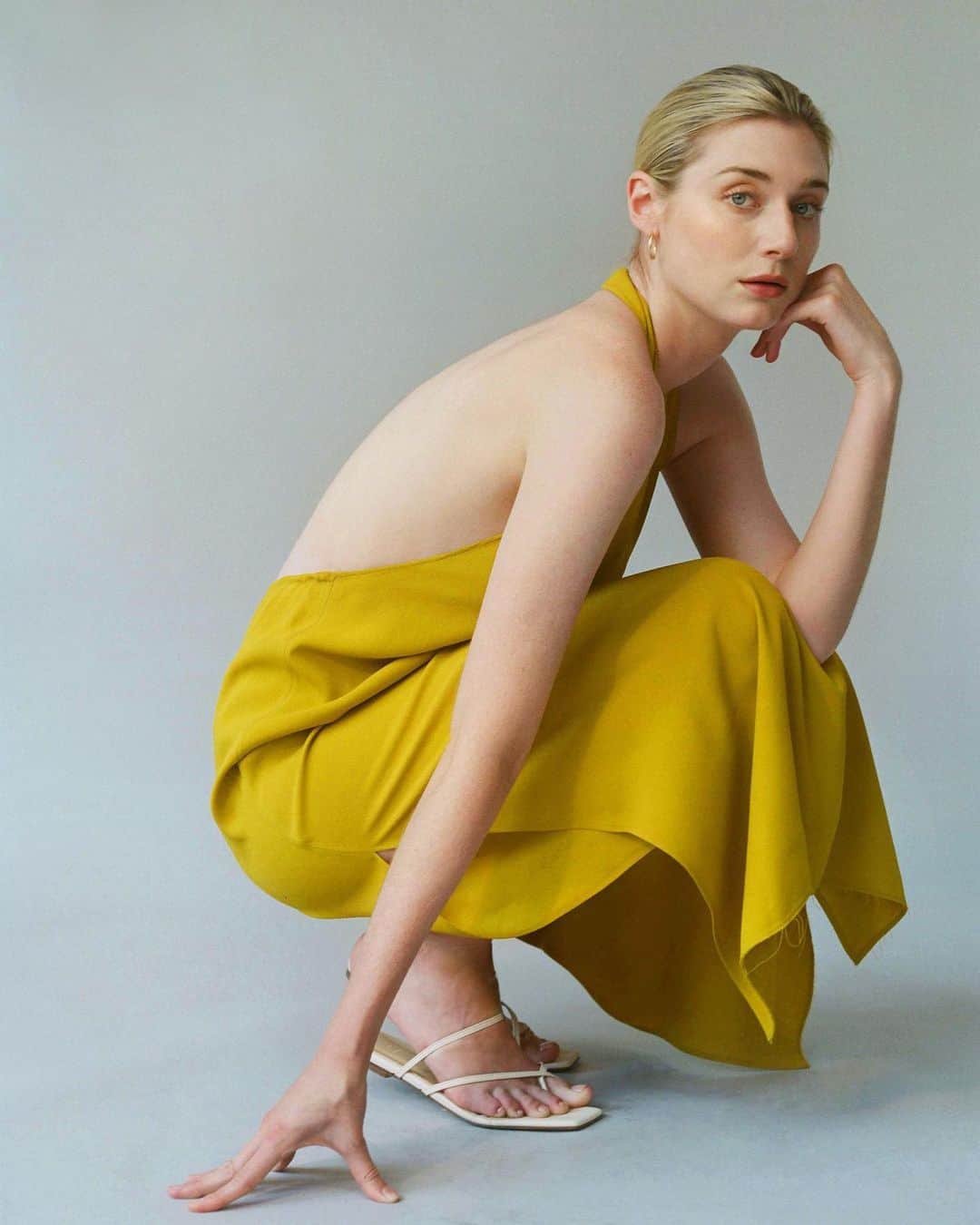 Olivia Maloneのインスタグラム：「elizabeth debicki for @portermagazine from earlier this fall 💛」