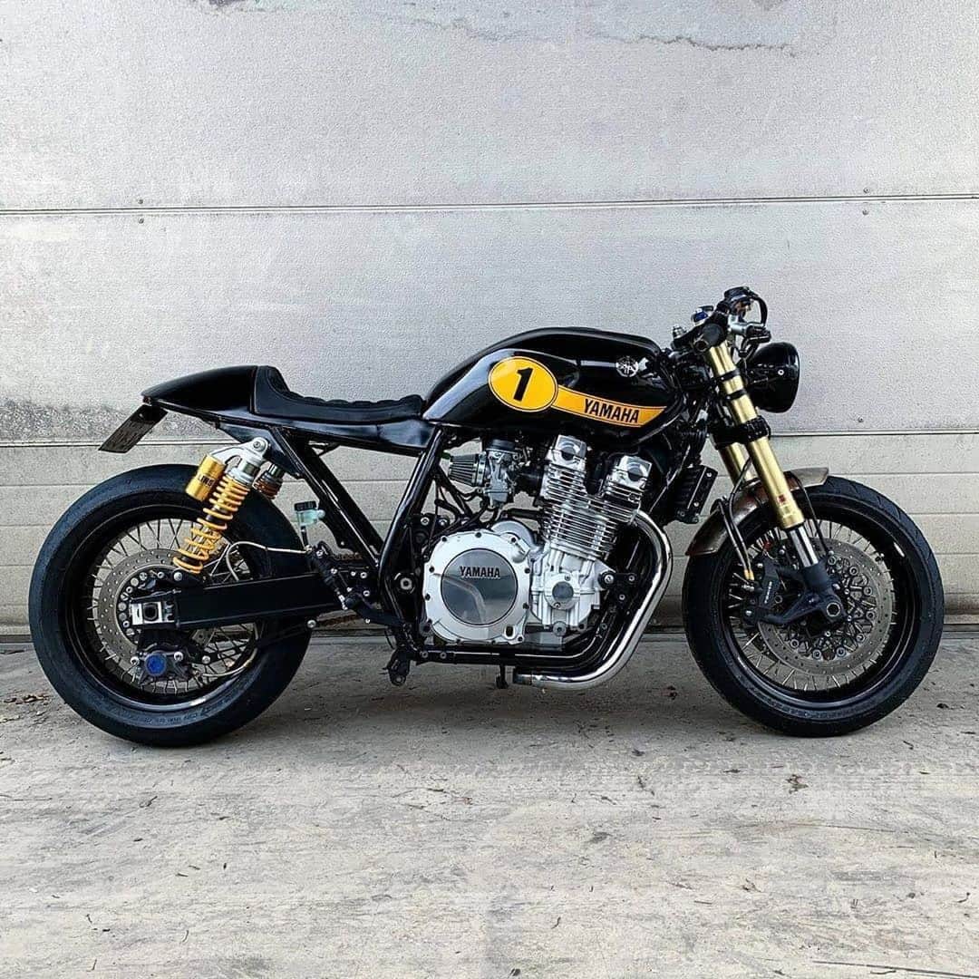 epidemic_motorsさんのインスタグラム写真 - (epidemic_motorsInstagram)「✍🏻 @caferacerclub A great start to this XJR1300 Cafe Racer build by @arthur307 ⚡ we can't wait to see the finished product #caferacerclub #epidemic_motors #epidemic_motors」11月14日 1時10分 - epidemic_motors