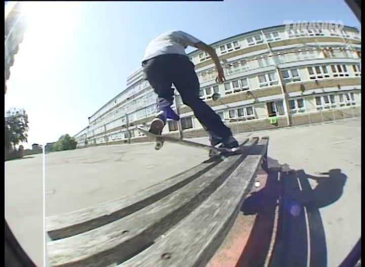 スラッシャーのインスタグラム：「🌊 New @t0mkn0x part for @atlantic_drift is a thing of beauty ✨ 🎬 @jacobelliottharris  Now playing on all Thrasher channels 📡」