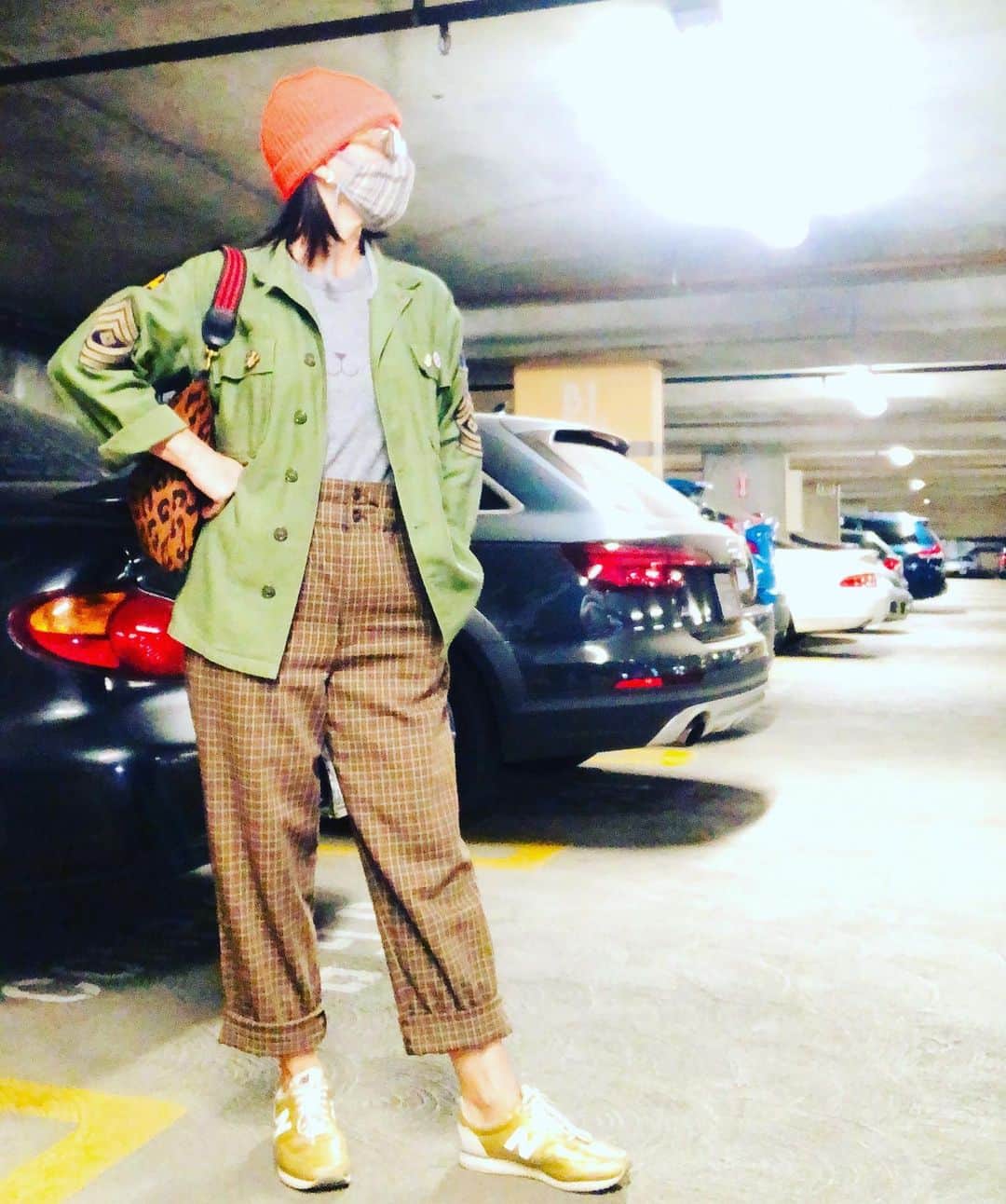 コンスタンス・ジマーのインスタグラム：「Covid Test Couture #tgif #wearamask #gratefulheart #dressedtotest」
