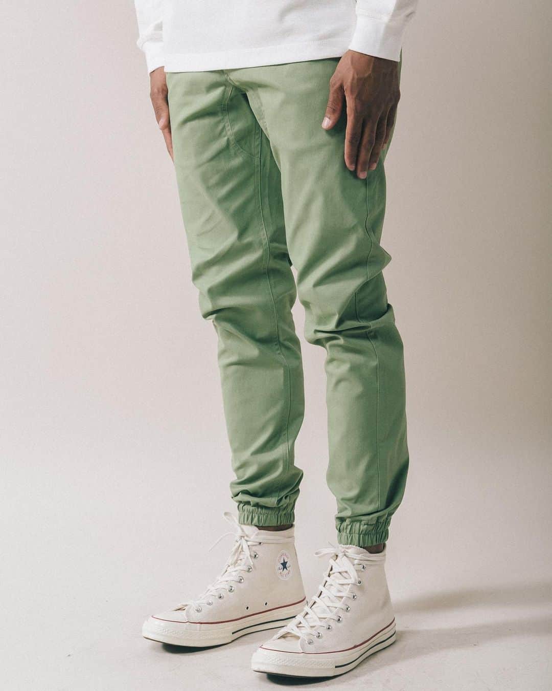 パブリッシュブランドのインスタグラム：「Publish PSA: buy two joggers and receive a free button.  1. Add two joggers into your cart, add a button-up, and the discount code will apply automatically at checkout. . . . . #publisbrand #todayfortomorrow」