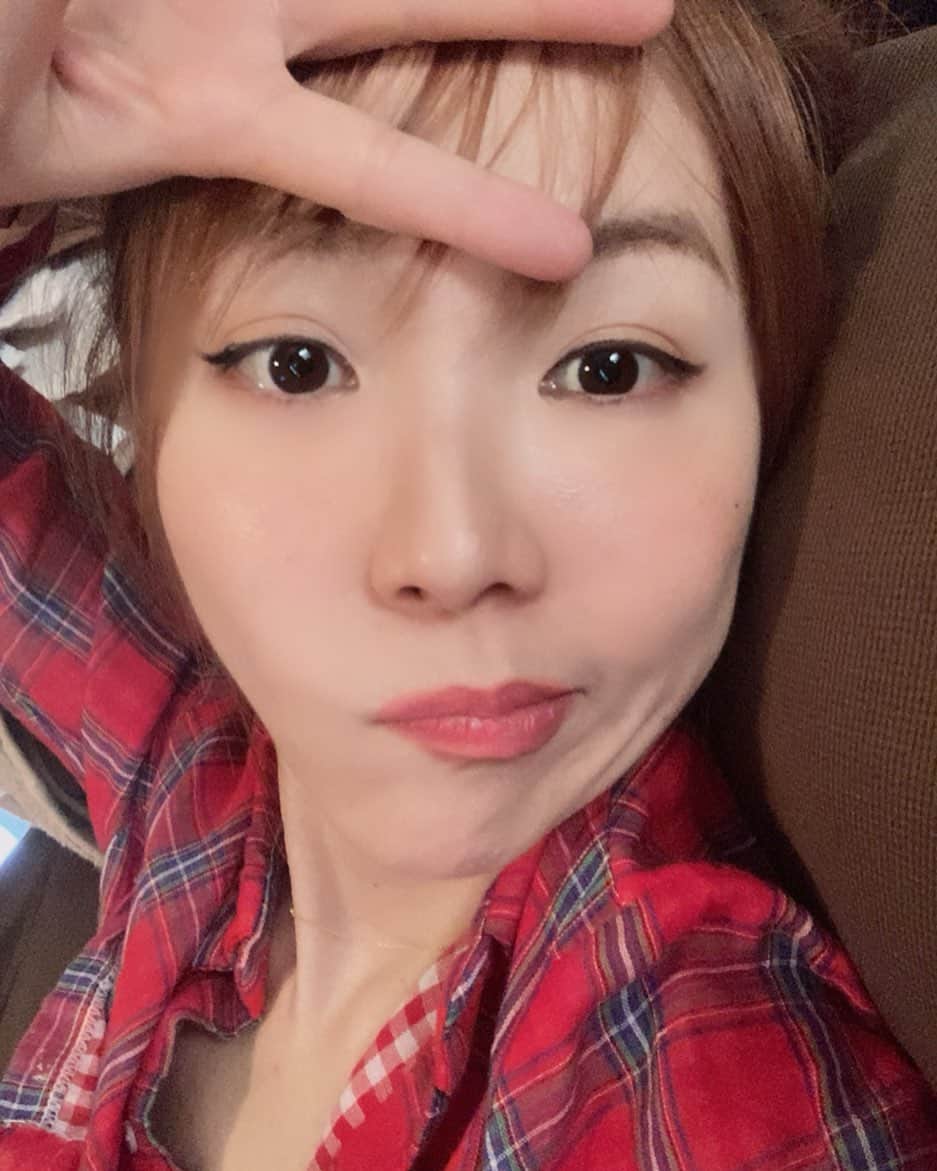 日之内エミさんのインスタグラム写真 日之内エミinstagram 昨日一昨日と立て込んでいて何も出来てなかったので 家事をぱぱっと終わらせました イェイ 11月14日 15時27分 Emihinouchi