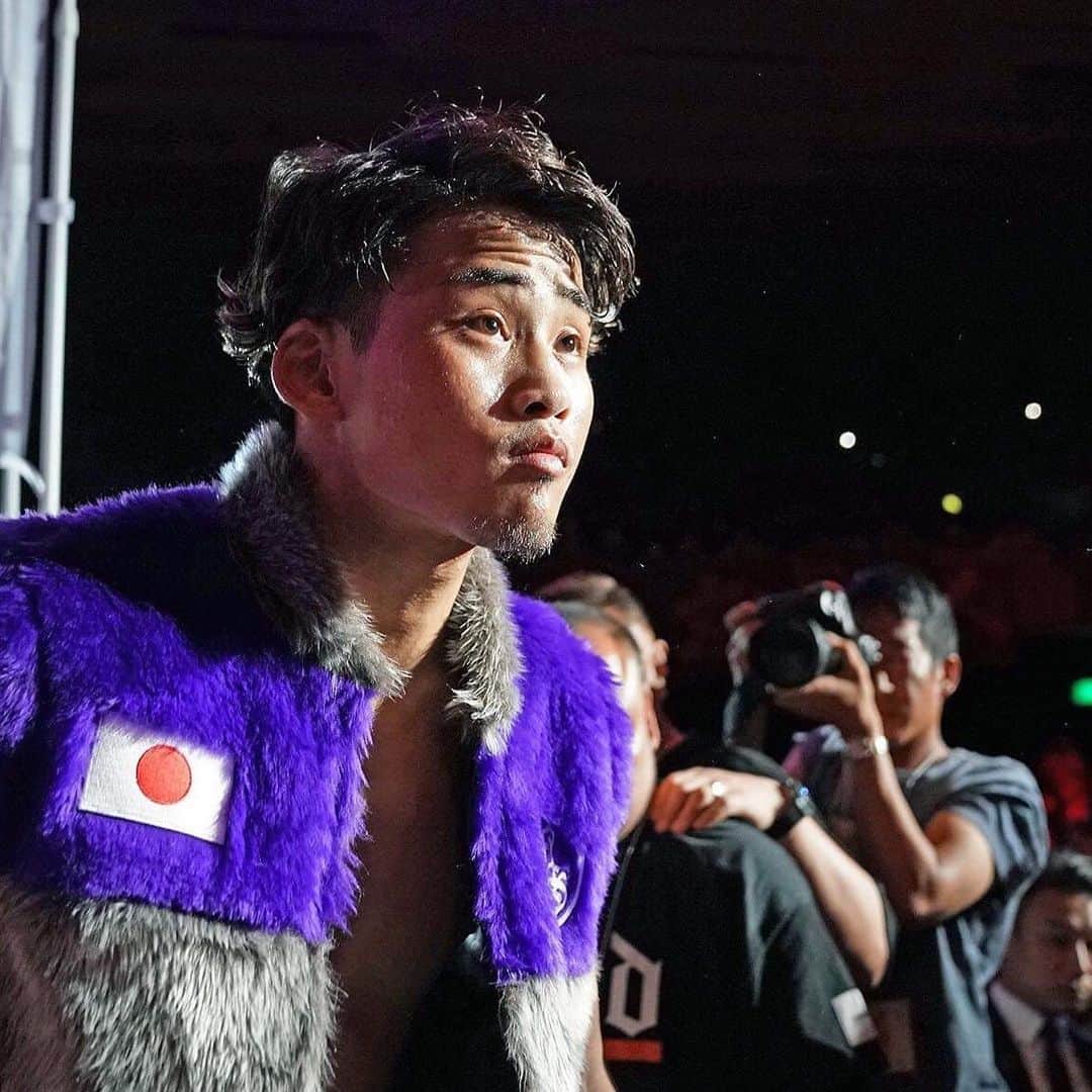 京口紘人のインスタグラム：「. . . 沢山のファンの皆様、関係者の皆様、なによりも対戦相手のタノンサック選手、本当に申し訳ありませんでした。 . . 陽性反応が出た後から現在まで、体調に変わりはありません。 . . また必ずリングに戻ってきますので、今後も応援よろしくお願い致します。」