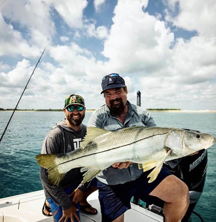 Costa Sunglassesのインスタグラム：「"A little flash back Friday to when I talked @lukedunkin into fishing on a boat with no carpet for a day. I think he fits right into the saltwater game." - @carterandrewsfishing   📷: @austinboydphoto #SeeWhatsOutThere #BornOnTheWater」