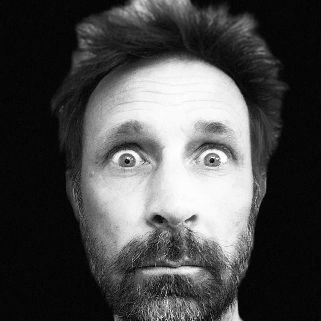 マイク・ダーントさんのインスタグラム写真 - (マイク・ダーントInstagram)「Going through the motions!  DirntyDay  #2020vision」11月14日 7時31分 - mikedirnt