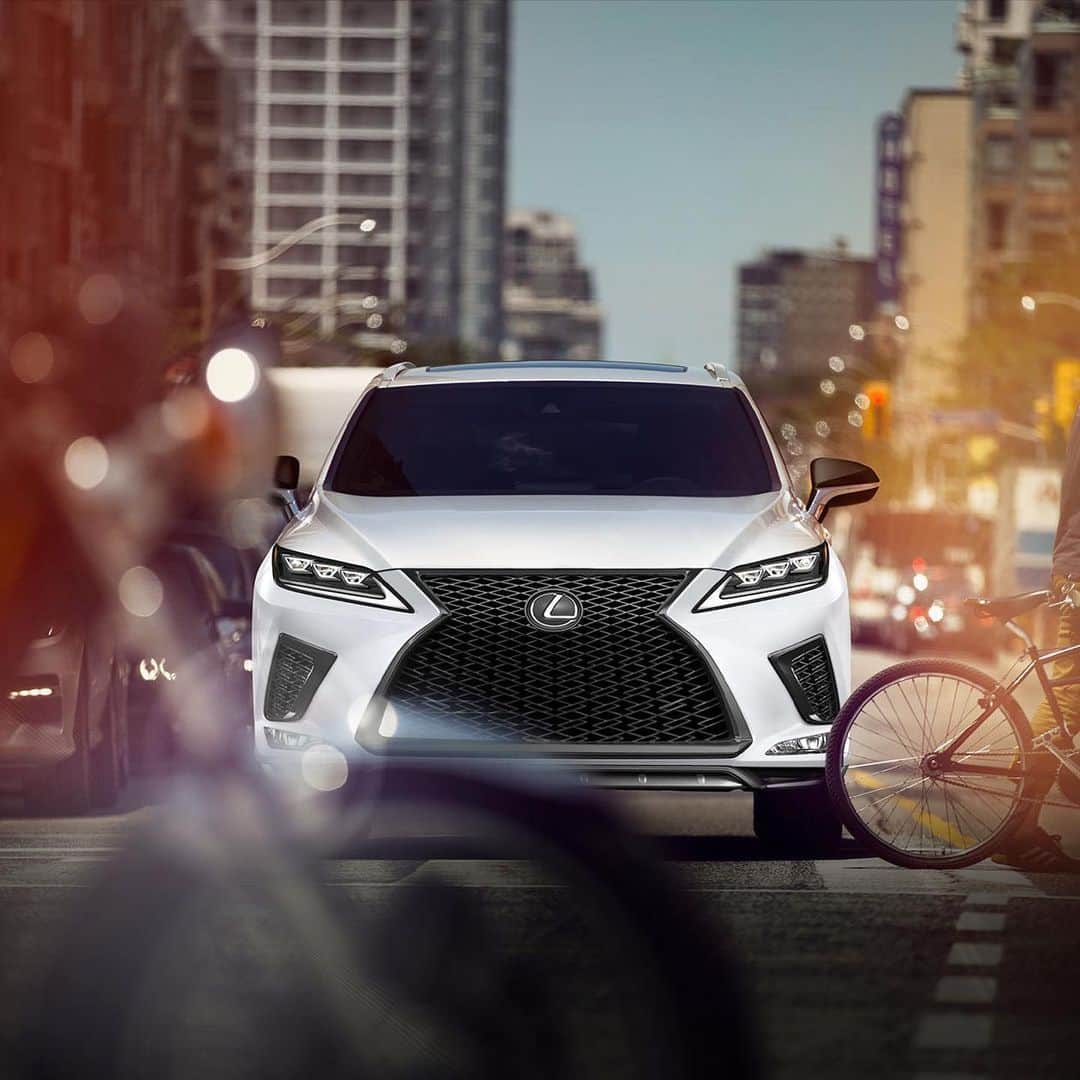 Lexus USAのインスタグラム：「We're all driven to do something. To succeed. To follow our dreams. Today, be driven to be kind ❤. How will you spread kindness this #WorldKindnessDay?」