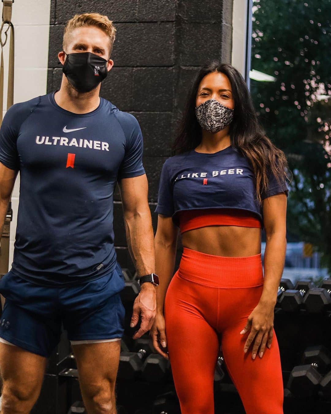 のインスタグラム：「We know how challenging this year has been with the pandemic & isolation. Maintaining a regular exercise routine is hard even in the perfect scenario so we wanted to do our part & make people feel as comfy as possible coming back into the gym & getting back on track. . With the help of @MichelobULTRA #TransitionSeries we were able to team up with local apartment complexes & bring them in as a community to lessen the intimidation & get them back into the supportive world of group fitness. We moved, we sweat, & then we beer-ed. 😅💪🏽🍻 #ULTRAAmbassador #LiveULTRA」
