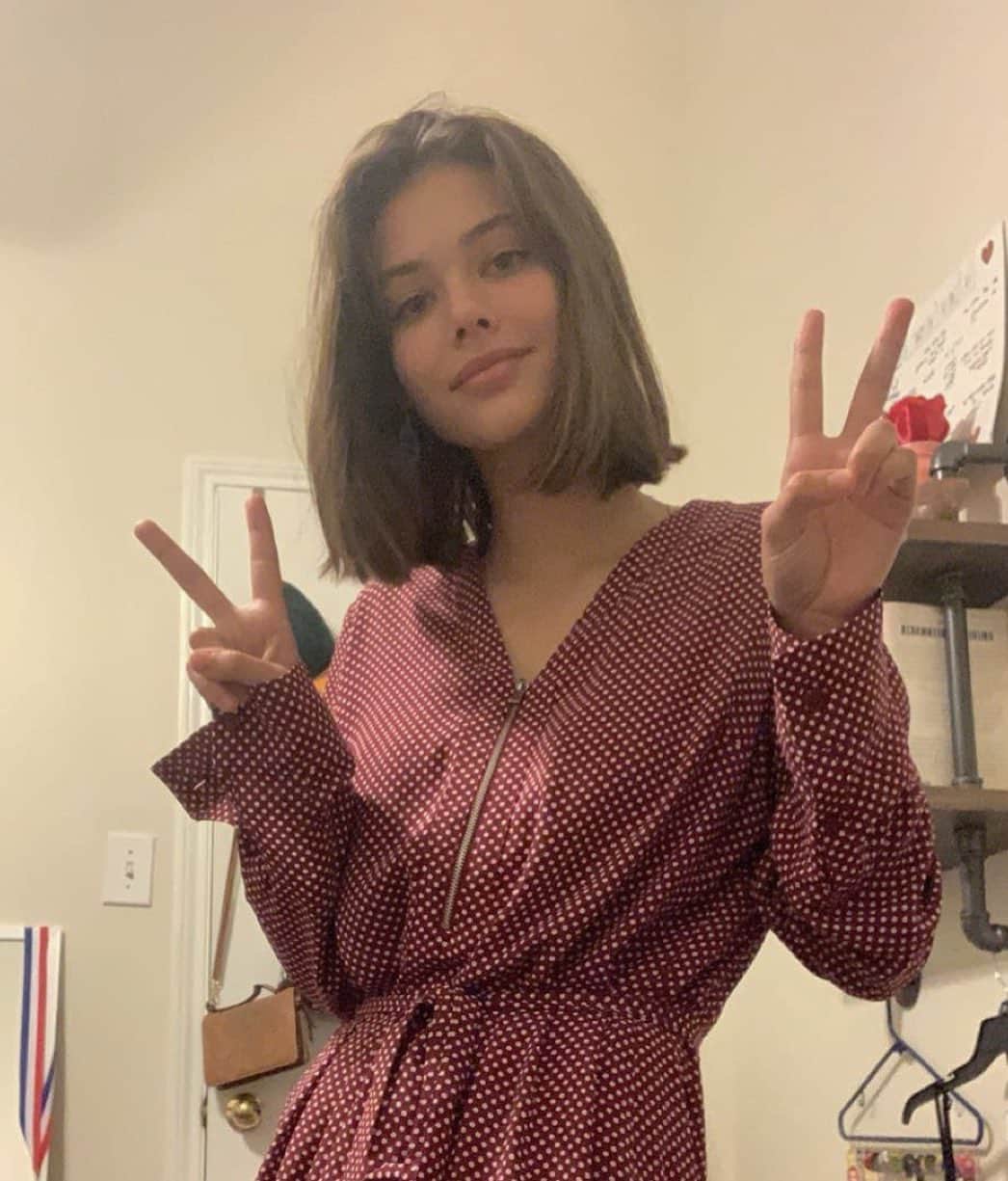 Laneya Graceさんのインスタグラム写真 - (Laneya GraceInstagram)「I’m v tired, but today was Fancy Friday! And yes I know I missed yesterday 😔」11月14日 8時56分 - official_laneya_grace