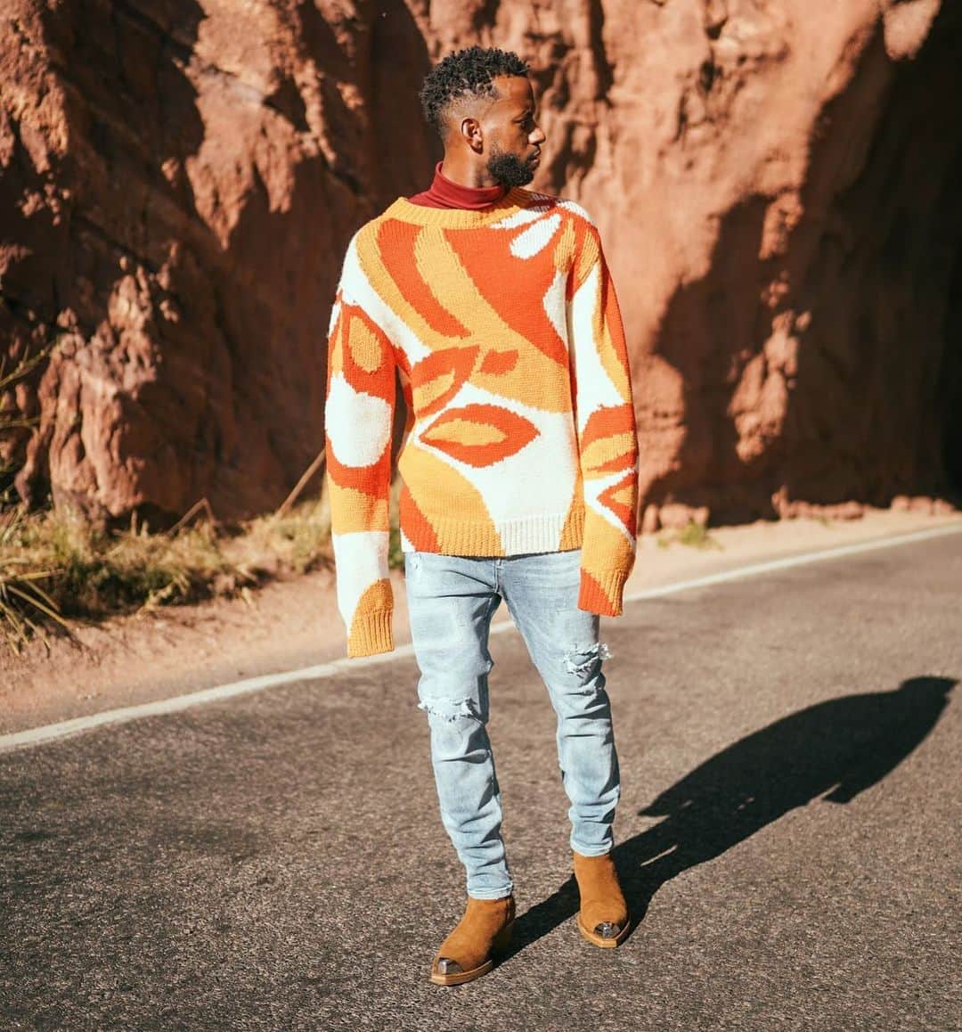 ケリーン・アコスタのインスタグラム：「Blending in, but standing out」