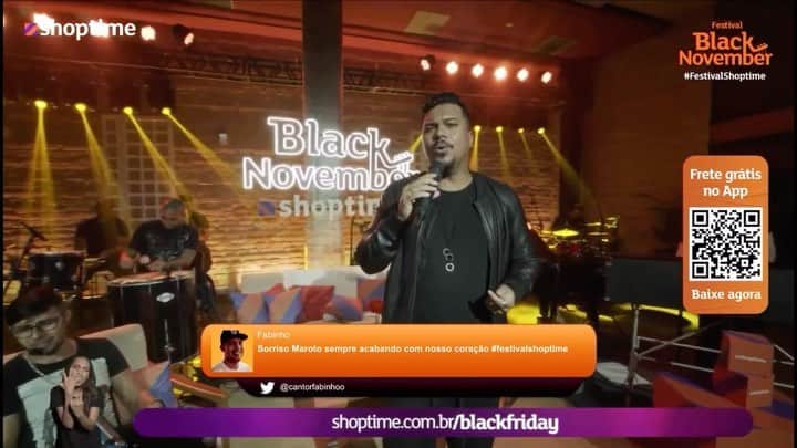 Sorriso Marotoのインスタグラム：「Parece que a gente já tá dependente um do outro 🤷🏾‍♂️ #FestivalShoptime Ao vivo no YouTube! (link nos stories)」