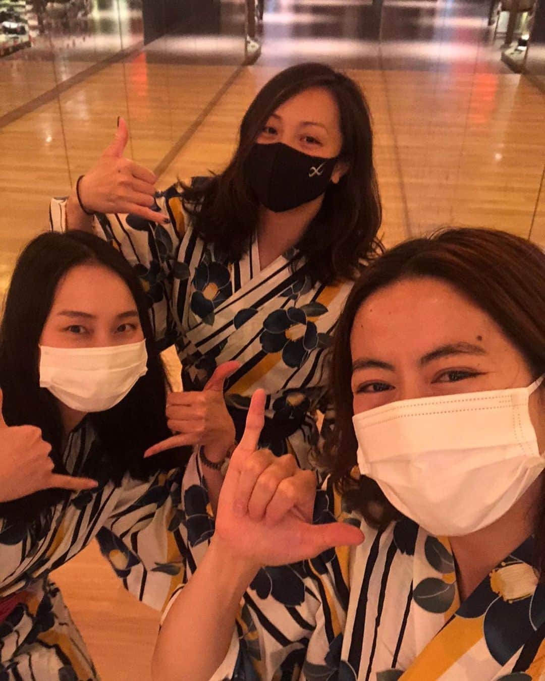 松田志保さんのインスタグラム写真 - (松田志保Instagram)「＊ たのしかった❤️🧡💛💚💙   #空庭温泉 #大阪体育大学女子水上競技部 #こんにちはおつかれさまでした #おつかれさまでしたしつれいします」11月14日 10時39分 - 527shiho