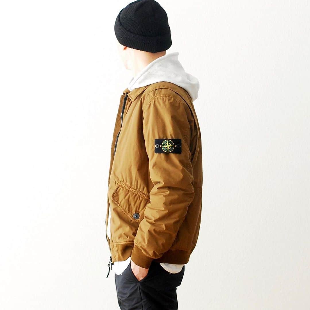 wonder_mountain_irieさんのインスタグラム写真 - (wonder_mountain_irieInstagram)「［#20AW］ STONE ISLAND / ストーンアイランド  "NASLAN LIGHT WATRO WITH PRIMALOFT-TC" ¥118,800- _ 〈online store / @digital_mountain〉 https://www.digital-mountain.net/shopdetail/000000012649/ _ 【オンラインストア#DigitalMountain へのご注文】 *24時間受付 *15時までのご注文で即日発送 * 1万円以上ご購入で送料無料 tel：084-973-8204 _ We can send your order overseas. Accepted payment method is by PayPal or credit card only. (AMEX is not accepted)  Ordering procedure details can be found here. >>http://www.digital-mountain.net/html/page56.html  _ #STONEISLAND #ストーンアイランド  _ 本店：#WonderMountain  blog>> http://wm.digital-mountain.info _ 〒720-0044  広島県福山市笠岡町4-18  JR 「#福山駅」より徒歩10分 #ワンダーマウンテン #japan #hiroshima #福山 #福山市 #尾道 #倉敷 #鞆の浦 近く _ 系列店：@hacbywondermountain _」11月14日 10時46分 - wonder_mountain_