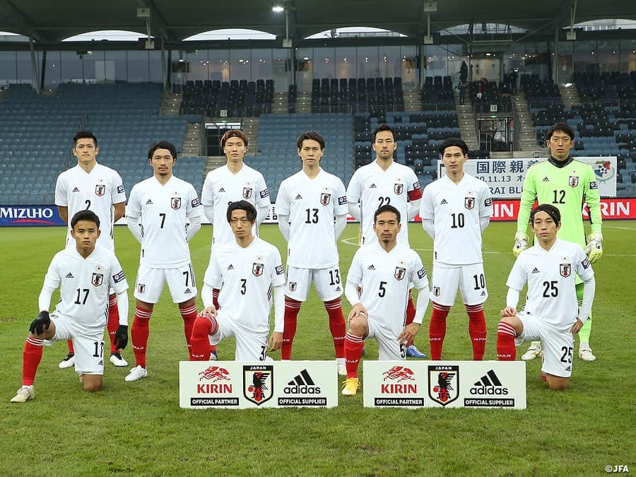 日本サッカー協会さんのインスタグラム写真 - (日本サッカー協会Instagram)「【2020.11.13 Match Photo①📸】  🏆国際親善試合 ⌚11.13(金)23:15KO（日本時間） 🆚パナマ🇵🇦 📍シュタディオン・リーベナウ  GK 12 #権田修一 DF 2  #植田直通 3  #室屋成 5  #長友佑都 20 #板倉滉 22 #吉田麻也 MF 7  #柴崎岳 10 #南野拓実 13 #橋本拳人 17 #久保建英 25 #三好康児  (SUB) GK 1  #川島永嗣 23 #シュミット・ダニエル DF 16 #冨安健洋 19 #酒井宏樹 24 #菅原由勢 MF 4  #中山雄太 6  #遠藤航 8  #原口元気 9  #鎌田大地 14 #伊東純也 FW 11 #鈴木武蔵 18 #浅野拓磨  監督 #森保一  ⇒NEXT MATCH ⌚11.18(水)5:00KO（日本時間） 🆚メキシコ🇲🇽 📍シュタディオン・リーベナウ 📺NHK BS1にて全国生中継  ✅活動中の様子を映した #TeamCam は YouTubeチャンネル #JFATV で配信中！  #daihyo #jfa #SAMURAIBLUE #新しい景色を2022」11月14日 10時57分 - japanfootballassociation