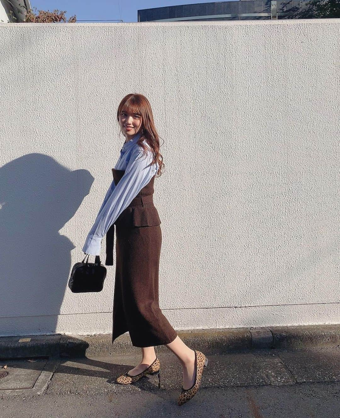 山岸逢花さんのインスタグラム写真 - (山岸逢花Instagram)「おはよう🤎🍃 . . これはいつかの私服😚 . . . 今日は夜20:00〜映画『無慈悲な光』 クラウドファウンディングツイキャス をやるよ🎥 加藤あやのさんと一緒🐁♥ お時間ある方観てねっ🥺 . . . #山岸逢花 #あいぱん #AV女優 #AV #無慈悲な光 #クラウドファンディング #私服 #あいぱんふく #aikayamagishi」11月14日 12時03分 - ayakayamagishi_