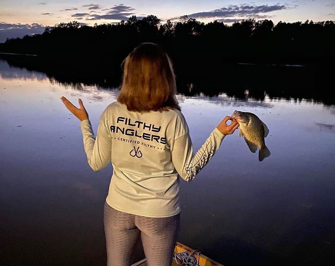 Filthy Anglers™さんのインスタグラム写真 - (Filthy Anglers™Instagram)「Filthy Female Friday - Our friend @mistywiseman taking it all in. I’m seeing a bunch of people reflecting on the season that was as the colder days roll in. We want to know, what was your biggest accomplishment this year in regards to fishing? For me personally it was finally landing a 6lb bass, 6.3lbs to be exact. Comment below what you will take away from this year as your biggest accomplishment. Whether it’s a personal best, new technique or something else. Congrats @mistywiseman you are Certified Filthy www.filthyanglers.com #fishing #bassfishing #angler #outdoors #girlswhofish #reflect #nature #filthyanglers #bassfish #outdoor #hunting #icefishing #getfilthy #monsterbass #anglerapproved #catchandrelease」11月14日 12時01分 - filthyanglers