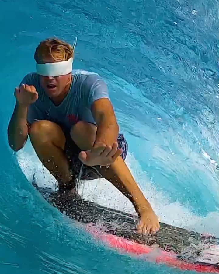 Robbie Crawfordのインスタグラム：「Flashback to good times @thepalmspringssurfclub with this epic surfing couple @whoisjob & @tina.cohen #GoPro #surfing」