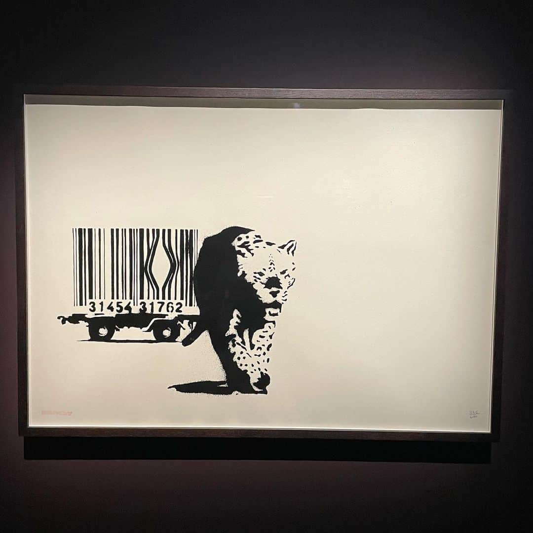 田代裕美恵さんのインスタグラム写真 - (田代裕美恵Instagram)「Banksy🐒 . . Banksy exhibition . . 🐀 . . やっぱりアート見に行くのは 楽しいなぁ🥴💘 . #artexhibition #banksy #banksyexhibition」11月14日 12時38分 - yumie_