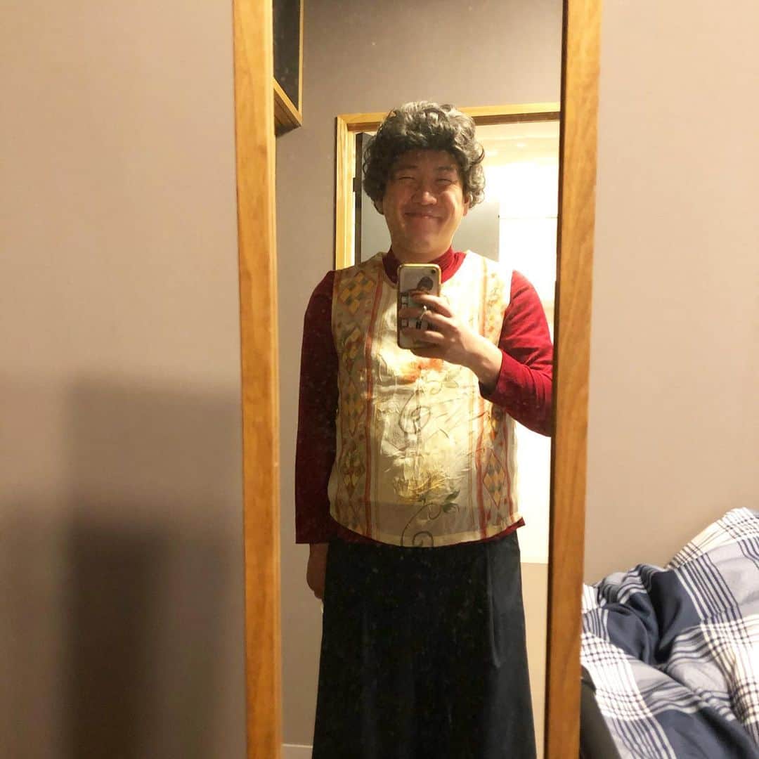 羽尻紘規のインスタグラム：「ten.のマナー講座の時の姑」
