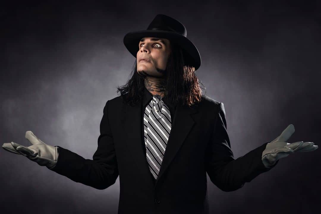 WWEさんのインスタグラム写真 - (WWEInstagram)「A character study. ⚱️🥀 ⚰️ #Undertaker30 @undertaker @jeffhardybrand   📸: @dropkickjoshphoto」11月15日 0時00分 - wwe