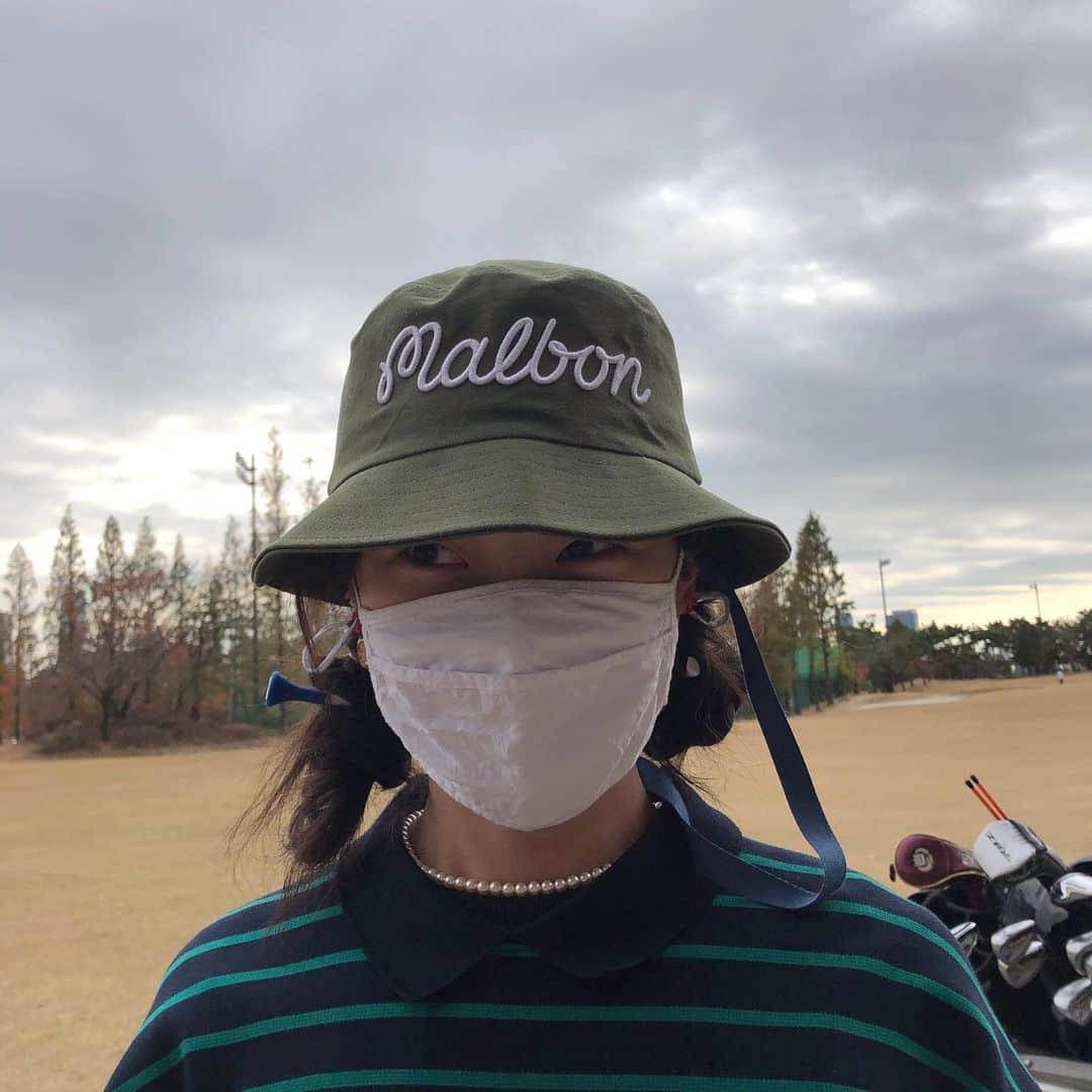 ヒョニ・カンさんのインスタグラム写真 - (ヒョニ・カンInstagram)「올해마지막 🤙🏌️‍♀️ #golf」11月15日 0時01分 - hyoni_kang