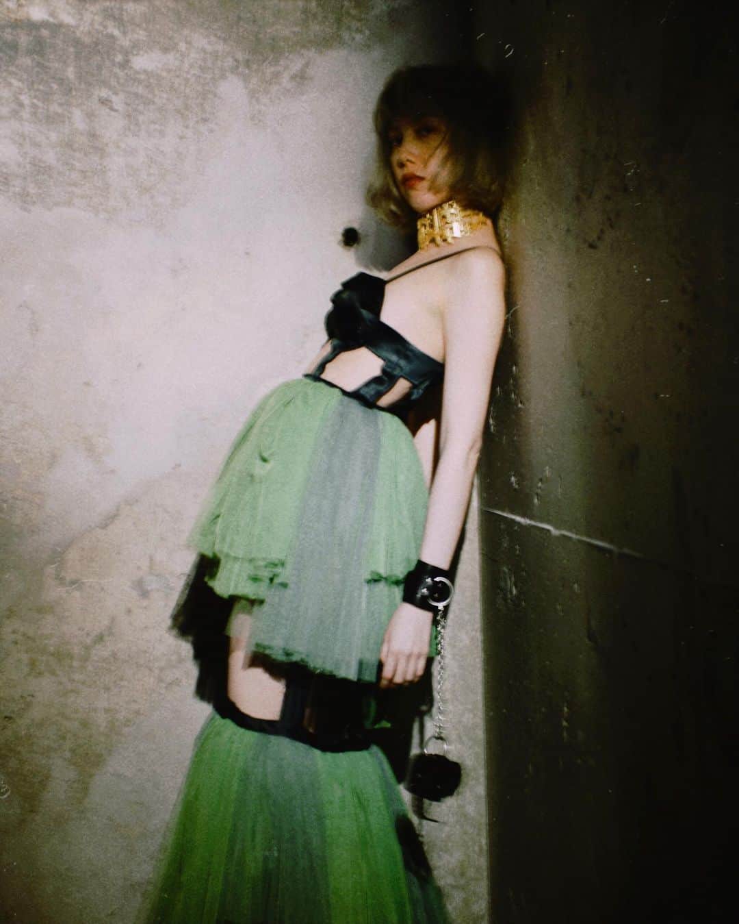 ダイアナチアキのインスタグラム：「LAST FREQUENCY by @kalinaleonard」