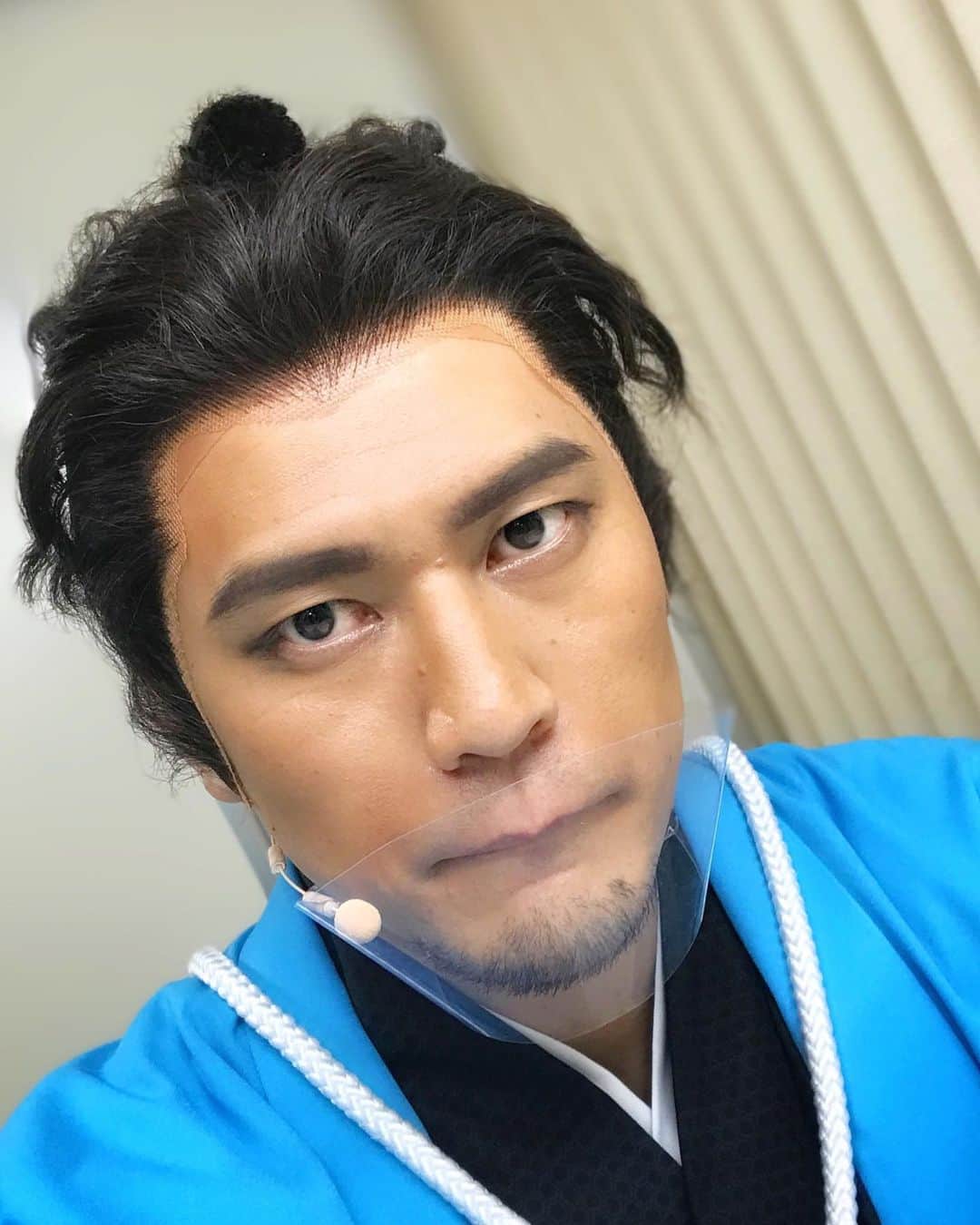 小柳心のインスタグラム：「2日目の幕が下りました。 日々幕が上がり、そして下りることが奇跡のように思えてなりません。 舞台の上にいるのが楽しくて楽しくて。くーーー！！！  明日もよろしくお願い致します！  #刀ミュ #幕末天狼傳2020 #新撰組 #近藤勇」