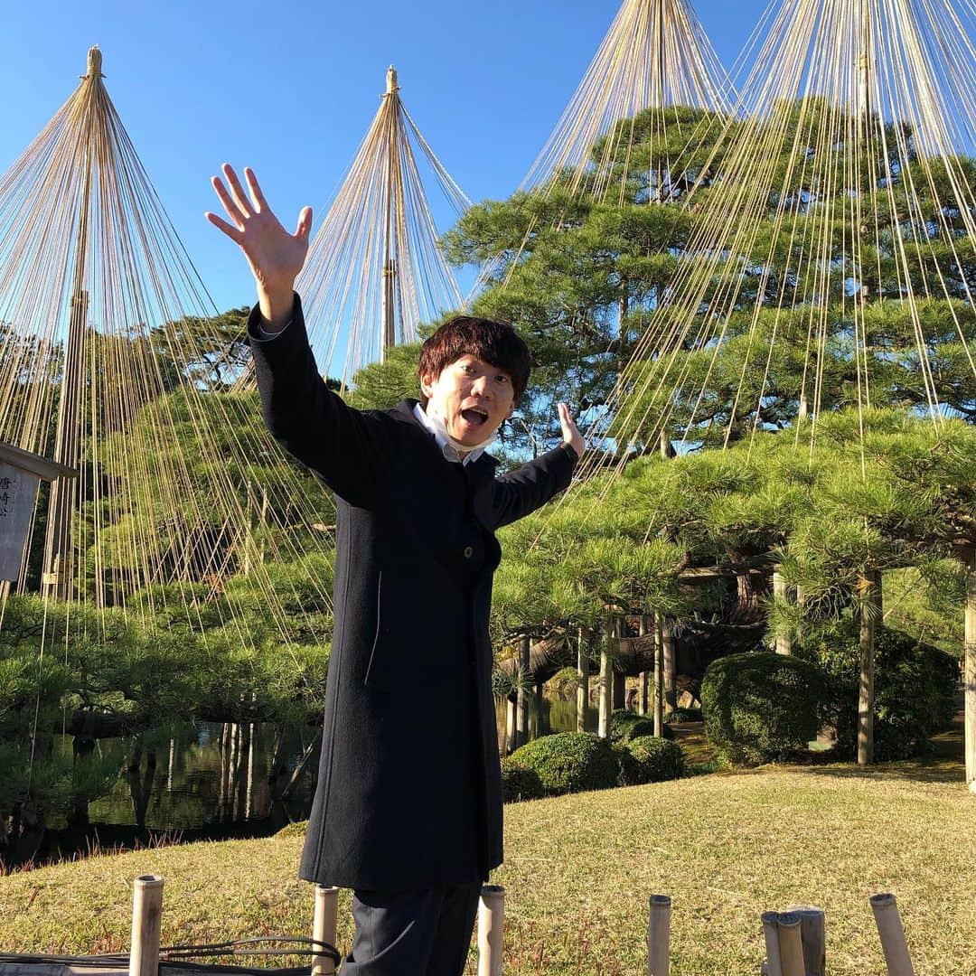 酒井尚さんのインスタグラム写真 - (酒井尚Instagram)「石川県ありがとございますた。 兼六園で心をお清めしますた。 お写真いっぱい。 #兼六園 #日本 #ぴよぴよ君」11月14日 17時10分 - sakai__takashi