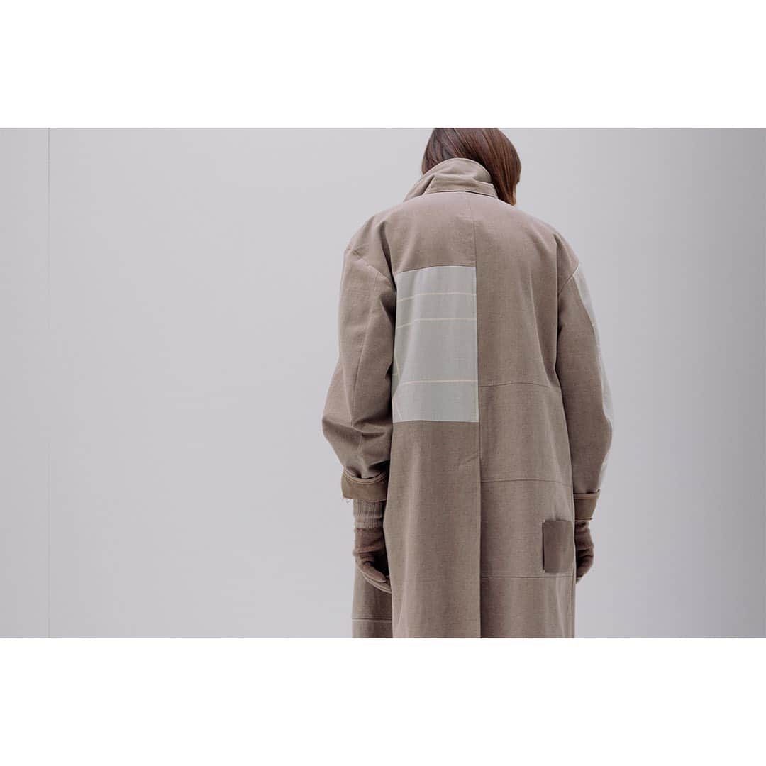 KUROのインスタグラム：「KURO 20aw collection #denim #patchwork #remake #architecture」