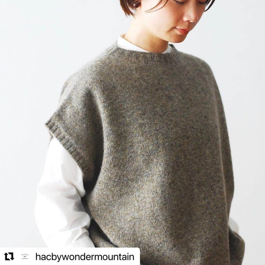 wonder_mountain_irieさんのインスタグラム写真 - (wonder_mountain_irieInstagram)「#Repost @hacbywondermountain with @make_repost ・・・ _ Nor' Easterly/ノーイーストリー “LOOSE VEST” ￥17,600- _ 〈online store / @digital_mountain〉 https://www.digital-mountain.net/shopdetail/000000012645/ _ 【オンラインストア#DigitalMountain へのご注文】 *24時間注文受付 * 1万円以上ご購入で送料無料 tel：084-983-2740 _ We can send your order overseas. Accepted payment method is by PayPal or credit card only. (AMEX is not accepted)  Ordering procedure details can be found here. >> http://www.digital-mountain.net/smartphone/page9.html _ blog > http://hac.digital-mountain.info _ #HACbyWONDERMOUNTAIN 広島県福山市明治町2-5 2階 JR 「#福山駅」より徒歩15分 (水曜・木曜定休) _ #ワンダーマウンテン #japan #hiroshima #福山 #尾道 #倉敷 #鞆の浦 近く _ 系列店：#WonderMountain @wonder_mountain_irie _ #NorEasterly #ノーイーストリー #HarleyOfScotland #ハーレーオブスコットランド」11月14日 17時49分 - wonder_mountain_