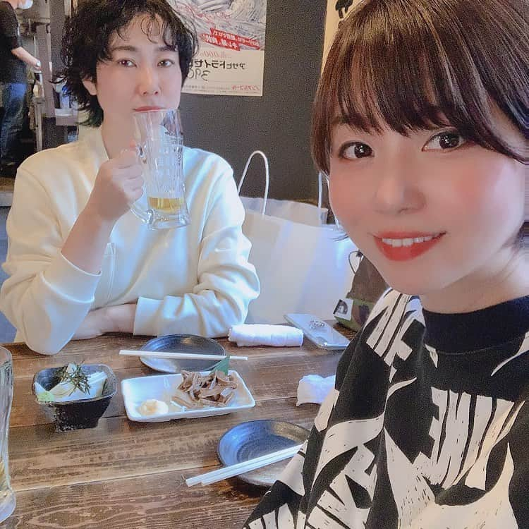 星村麻衣さんのインスタグラム写真 - (星村麻衣Instagram)「買い物して、明るいうちから人形町の焼きとん屋さんでサクッと🍺 こんなん久々で幸せ☺️ #昼から #焼きとん」11月14日 18時42分 - hoshimuramai