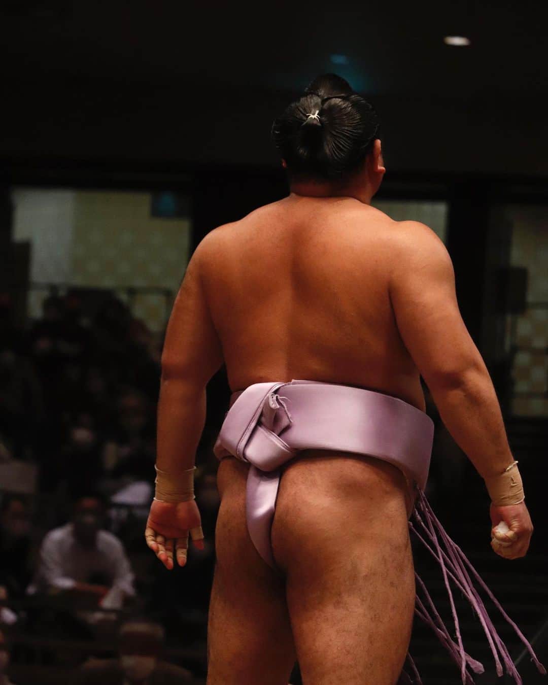 日本相撲協会さんのインスタグラム写真 - (日本相撲協会Instagram)「大相撲十一月場所、7日目。 貴景勝、照ノ富士が7連勝で中日を迎えます。  @sumokyokai  #大相撲 #sumo #相撲 #力士 #お相撲さん #japanphoto #sumowrestlers #japanculture  #十一月場所 #11月場所 #東京 #11月は東京で #貴景勝 #照ノ富士」11月14日 20時18分 - sumokyokai