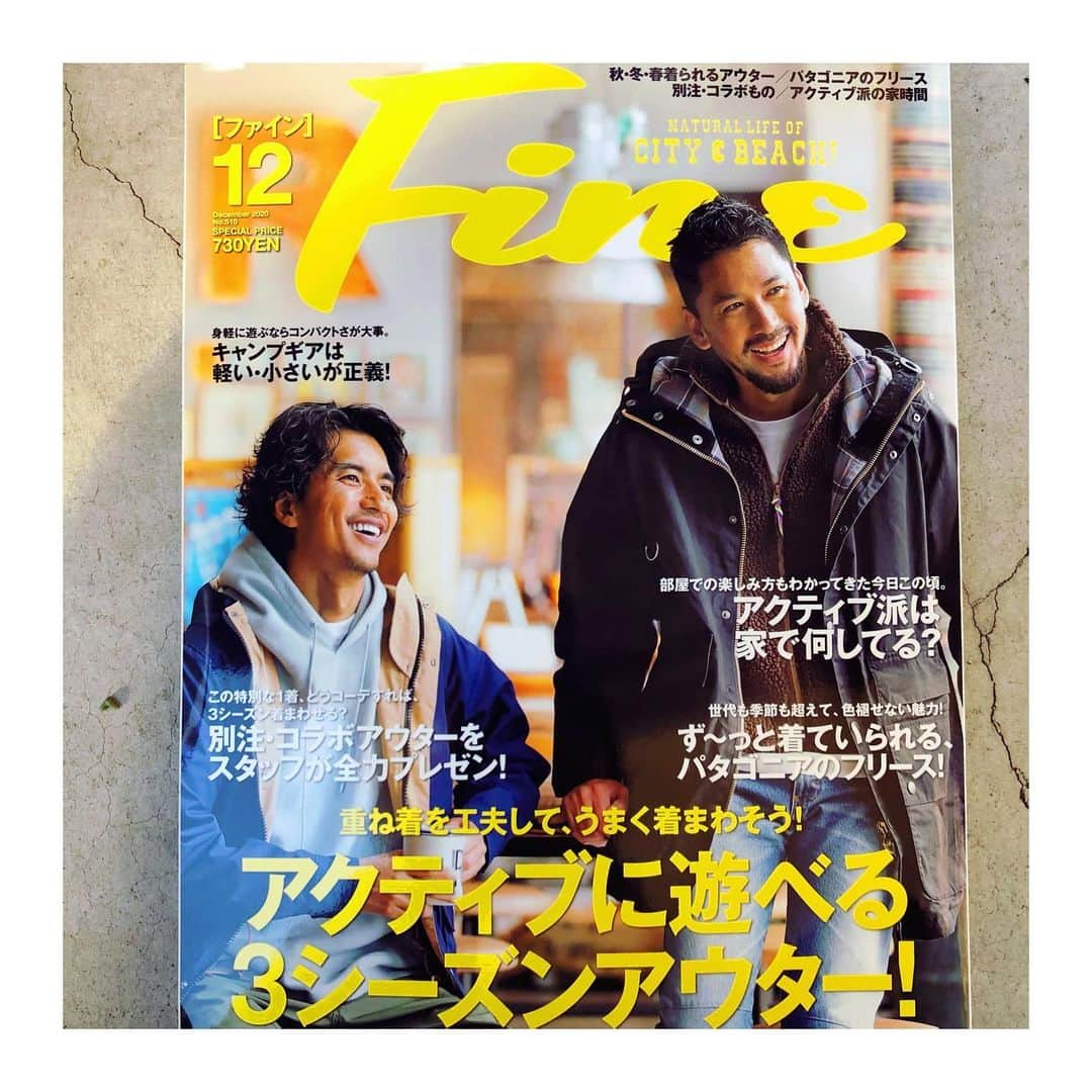 幸太さんのインスタグラム写真 - (幸太Instagram)「Cover of @fine_mag_jp ﻿ December issue﻿ ﻿ ﻿ やっとGETしましたぁー‼️﻿ ﻿ ﻿ 久しぶりの表紙に参加出来た﻿ 雑誌・ファイン﻿ ﻿ ﻿ この日の撮影は、なかなか大変な天気の一日☔️﻿ だっただけに、﻿  @fukami_motoki と一緒の気持ちの良いカットになっていて嬉しいです😊﻿ ﻿ ﻿ 久しぶりの雑誌表紙、﻿ そしてFineでは読者モデルでやっていた時以来かなぁ…﻿ ﻿ ﻿ ﻿ 感慨深い一冊になので、﻿ 是非みんな買ってくださいねー🙏﻿ ﻿PH/ HIRAI ST/  @hiroshiendo_  HM/ @kikuririn  ﻿ #magazine #finemagazine #lifestyle #menscasualwear #surfstyle #townstyle #campstyle #model #beachtree #kota ﻿ #表紙モデル #ファイン #ライフスタイル #ビーチスタイル #タウンスタイル #大人カジュアルコーデ #アウターコーデ #冬物コーデ #モデル #サーファー #男性美容家 #ビーチツリー #諸橋コウタ #幸太を探せ ﻿ #久しぶりの表紙 ﻿ #読者モデル　時代から﻿ #20年以上ぶり ﻿ #有難い一冊﻿ #皆んな買ってね ﻿」11月14日 20時30分 - kotawave