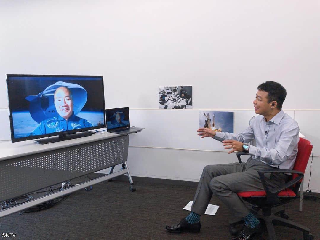 日本テレビ系『シューイチ』さんのインスタグラム写真 - (日本テレビ系『シューイチ』Instagram)「. 明日のシューイチ☝🏻 8時15分頃からは中山のイチバン❗️  16日(月)打ち上げ予定👀 宇宙飛行士 野口聡一 さん💫  民間初の有人宇宙船「クルードラゴン」で3度目の宇宙へ🚀🌏  ミッション以外に宇宙での楽しみとは⁉️🍜🎞  ※変更になる可能性もあります  #中山のイチバン #野口聡一 #中山秀征 #シューイチ」11月14日 20時49分 - shu1tv