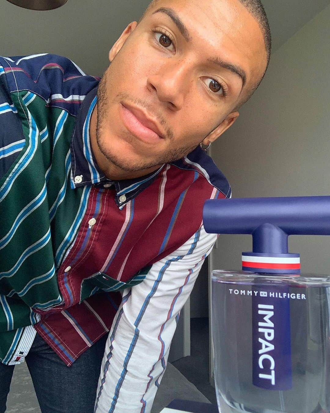 Tommy Hilfigerさんのインスタグラム写真 - (Tommy HilfigerInstagram)「For those who dare to dream. Make an IMPACT 💥 like dance star @nathanramsayy and our #TommyHilfiger dynamic new men’s fragrance.」11月14日 20時59分 - tommyhilfiger