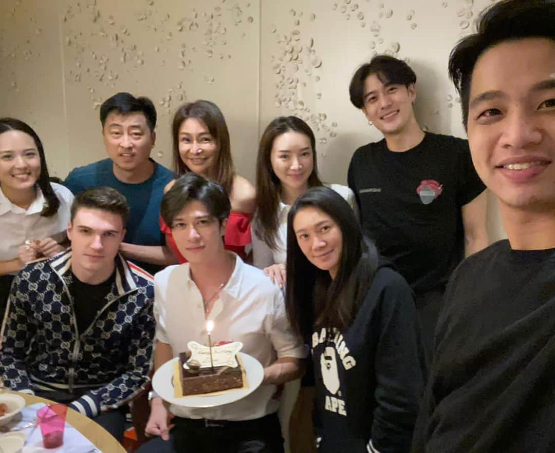 髙石リエムさんのインスタグラム写真 - (髙石リエムInstagram)「Thank you guys so so much the dinner was the best I’ve had ❤️🥰 #bday」11月14日 21時00分 - liamt_p